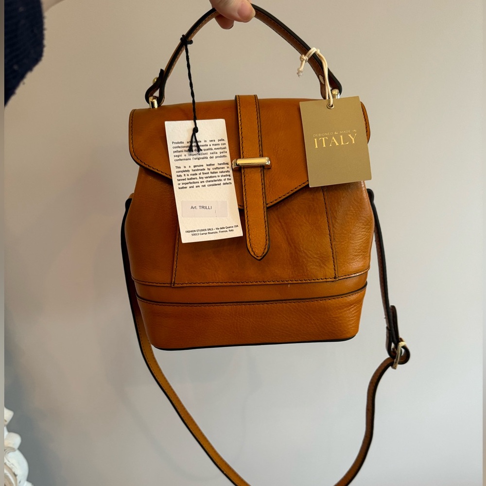 NWT leather “backpack” / tote bag by Divina Firenze. Camel colored leather.